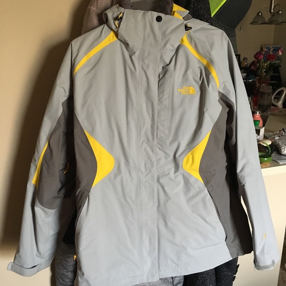 North Face Winter Coat - Picture 1 of 5